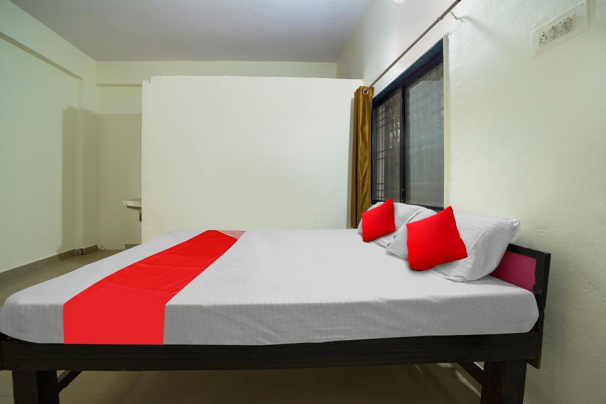 Oyo Flagship Hotel The Grand Lotus Aurangabad  Bagian luar foto