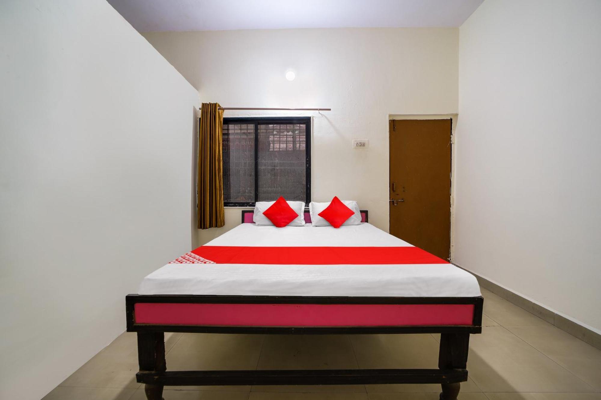 Oyo Flagship Hotel The Grand Lotus Aurangabad  Bagian luar foto