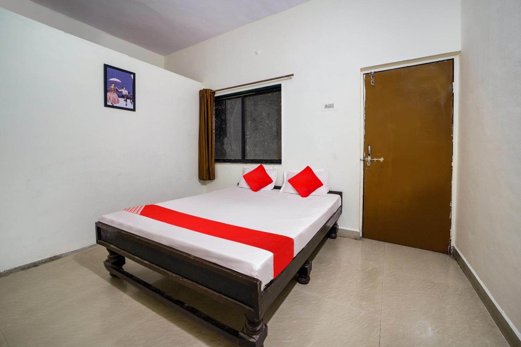 Oyo Flagship Hotel The Grand Lotus Aurangabad  Bagian luar foto